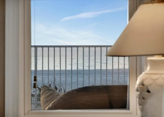 Stones Throw Beachfront Family #3 Views Apartment Clearwater Beach