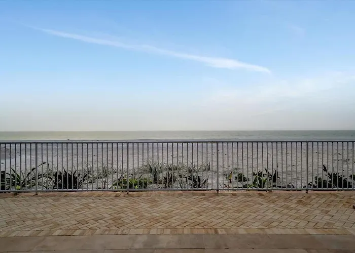 Stones Throw Beachfront Family #3 Views